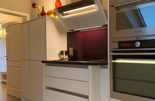 Voehl Apartment | Apartment 'Am Wäldchen' with Shared Terrace, Shared Garden and Wi-Fi