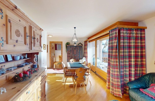 Champfer Apartment | Apartment Ambretta OG - Spacious Apartment in Champfèr