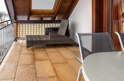 Ohningen Apartment | Apartment 'Anca' with Lake View, Balcony and Wi-Fi