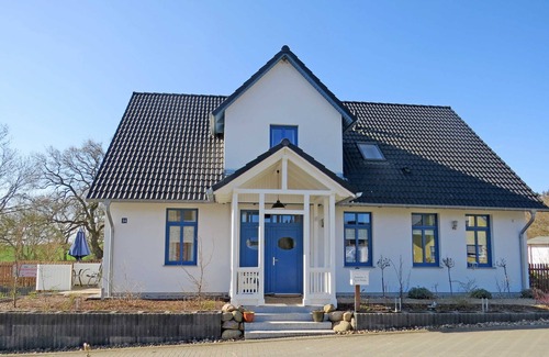Lancken-Granitz Apartment | Apartment Anja, Germany