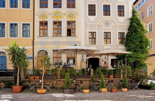 Bautzen Apartment | Apartment 'Antique Wohnung Am Schloss' with Wi-Fi