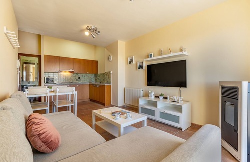 Pradollano Apartment | Apartment 'Apartamento Deluxe Con Terraza 31 D' with Mountain View, Private Terrace and Wi-Fi