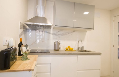 Son Servera Apartment | Apartment 'Apartamento Lliteras' with Sea View, Wi-Fi and Air Conditioning