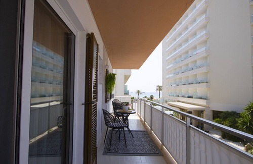 Son Servera Apartment | Apartment 'Apartamento Lliteras' with Sea View, Wi-Fi and Air Conditioning