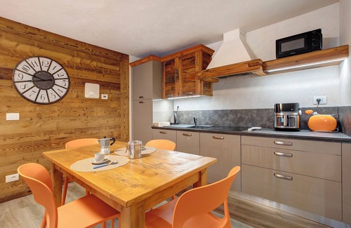 Saint Maurice Apartment | Apartment 'Appartamento 2' with Mountain View, Private Garden and Wi-Fi