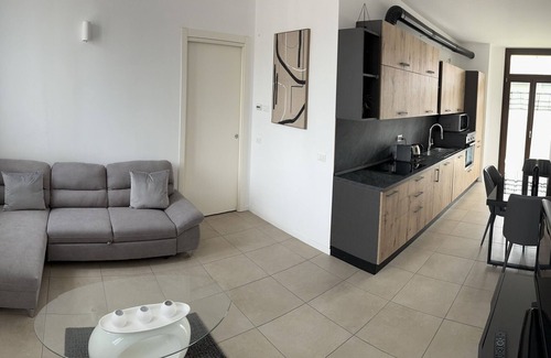 Mazzo Apartment | Apartment 'Appartamento A Rho Fiera Galeazzi' with Private Terrace, Balcony and Wi-Fi