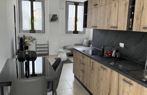 Mazzo Apartment | Apartment 'Appartamento A Rho Fiera Galeazzi' with Private Terrace, Balcony and Wi-Fi