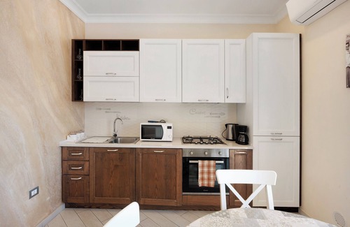 Agerola Apartment | Apartment 'Appartamento Sofia Loren' with Sea View, Wi-Fi and Air Conditioning
