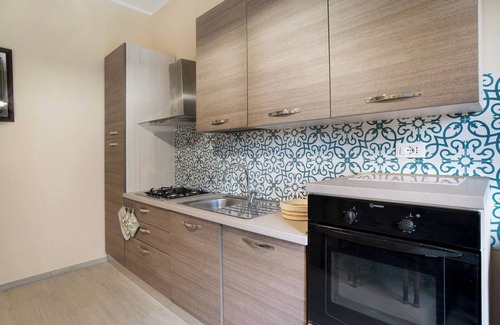 Sanremo Apartment | Apartment 'Appartamento In Villa La Baronessa' with Private Garden and Wi-Fi