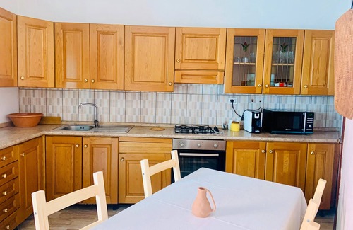Arbatax Apartment | Apartment 'Assunta' with Wi-Fi and Air Conditioning