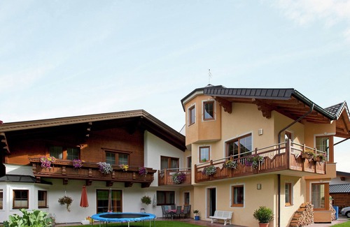 Altenmarkt im Pongau Apartment | Apartment in Altenmarkt near Ski Slopes