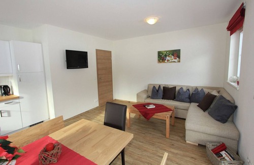 Zillertal Apartment | Apartment in Aschau near Ski Slopes