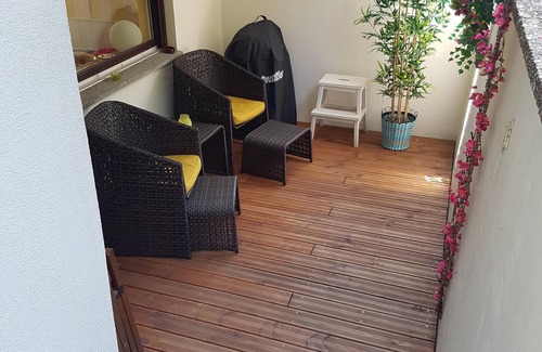Allensbach Apartment | Apartment at Hegne Monastery, WLAN, terrace, lake 800 m, Constance 8 km