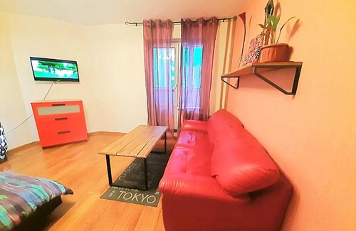 Porohovye Apartment | Apartment at Industrialny 29