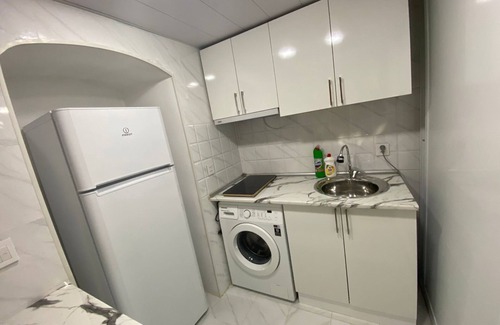 Nasimi Apartment | Apartment at Mallacanes in city center