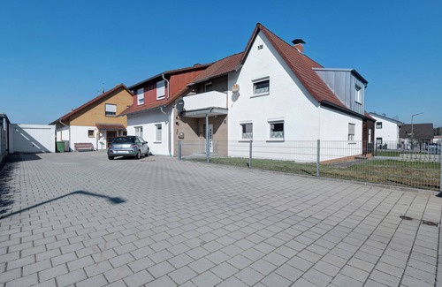 Schwandorf Apartment | Apartment 'Aufm Weinberg' with Wi-Fi