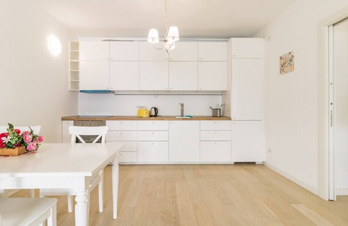 Cremia Apartment | Apartment Azalea - Cremia