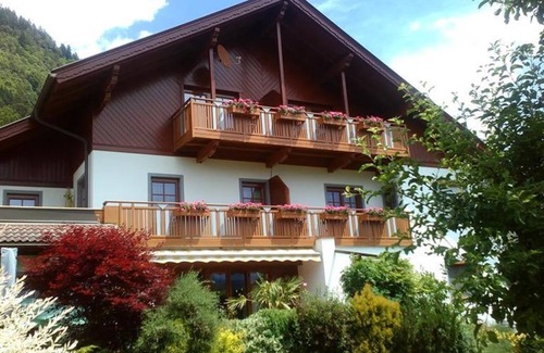 Treffen Apartment | Apartment B - Landhaus Gailer - Holiday apartments