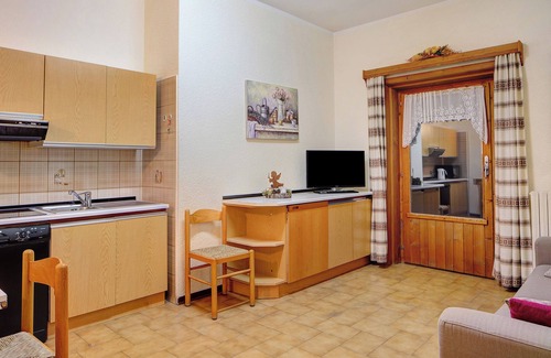 Livigno Apartment | Apartment "Baita Franz 3" with Mountain View, Garden and Wi-Fi
