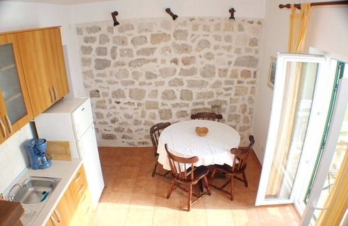 Brist Apartment | Apartment Bale (10706-A1) - Brist