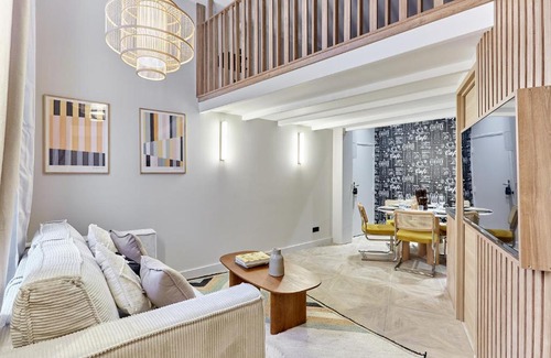 17th Arrondissement Apartment | Apartment Batignolle Montmartre by Studio prestige