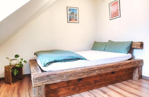 Pfaffenhofen an der Ilm Apartment | Apartment Bavaria - Zentral mit Stellplatz, Küche & Netflix