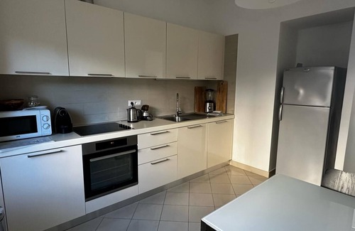 Cannes City Centre Apartment | Apartment, beachfront, 2 bedrooms, 2 bathrooms, A/C, free WiFi,TV,parking