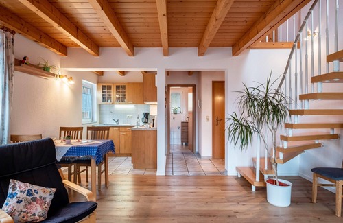 Rudenberg Apartment | Apartment 'Berghofblick' with Shared Garden, Balcony and Wi-Fi