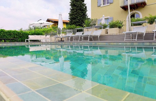 Affi Apartment | Apartment 'Biancaleo Folliage' with Shared Pool, Shared Garden and Wi-Fi