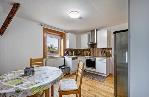 Wangen im Allgaeu Apartment | Apartment 'Bio Ferienhof Rall' with Shared Garden and Wi-Fi