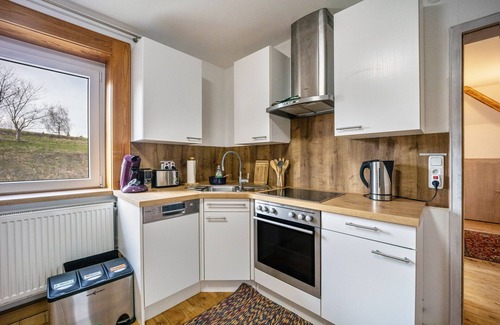 Wangen im Allgaeu Apartment | Apartment 'Bio Ferienhof Rall' with Shared Garden and Wi-Fi