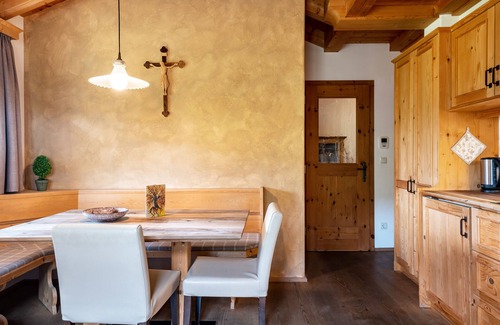 Lajen Apartment | Apartment 'Biohof Maurer Apt Bergblick' with Mountain View, Shared Garden and Wi-Fi