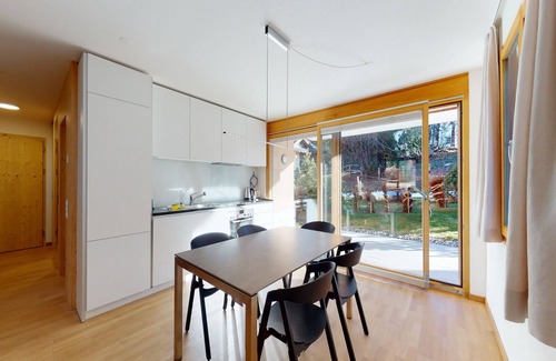 Maloja Apartment | Apartment Blaunca - Bright Apartment with Terraces in Maloja