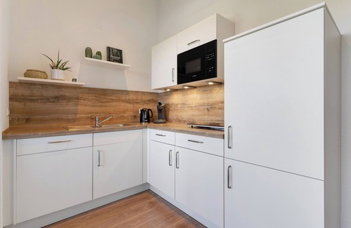Herbolzheim Apartment | Apartment 'Bleichtalblick' with Balcony and Wi-Fi