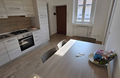 Turro Apartment | Apartment 'Boiardo House' with Wi-Fi and Air Conditioning