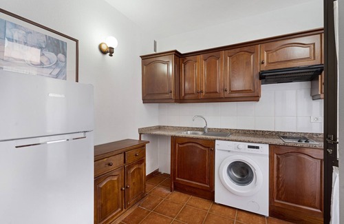 Playa de Santiago Apartment | Apartment 'Bonita Apto Nieves' with Mountain View, Wi-Fi and Air Conditioning