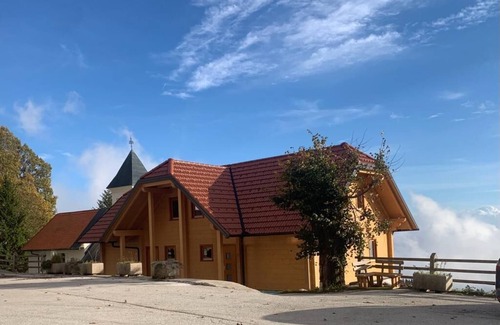 Ambroz pod Krvavcem Apartment | Apartment Bor - Amazing place in the mountains - Pr Ambružarju