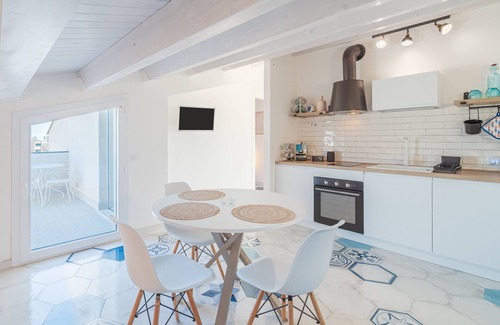 Avola Apartment | Apartment 'Boutique - Blue Sea' with Sea View, Wi-Fi and Air Conditioning