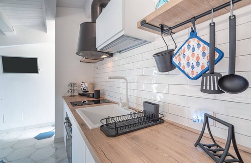 Avola Apartment | Apartment 'Boutique - Blue Sea' with Sea View, Wi-Fi and Air Conditioning
