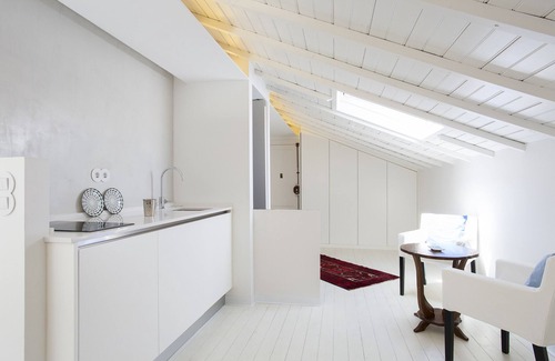 Merces Apartment | Apartment Boutique Loft -Duplex Modern & Antique Historic Center Lisbon