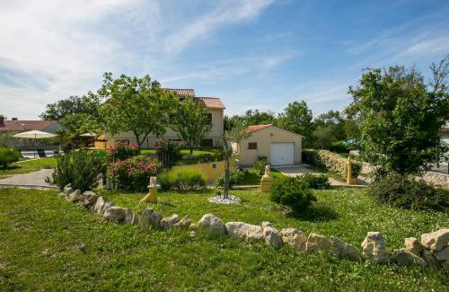 Kapelica Apartment | Apartment Bratti
