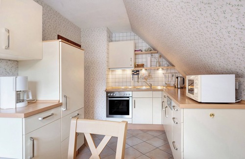 Nordstrand Apartment | Apartment 'Brauer' with Private Terrace and Wi-Fi