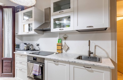 Marina di Carrara Apartment | Apartment 'Brezza Marina' with Sea View, Wi-Fi and Air Conditioning