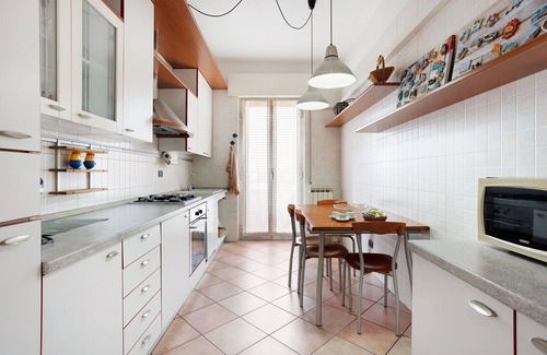 Burago di Molgora Apartment | Apartment 'Burago Flat' with Balcony, Wi-Fi and Air Conditioning
