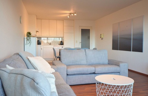 Oostduinkerke-Bad Apartment | Apartment by Sea and Dunes with Terrace