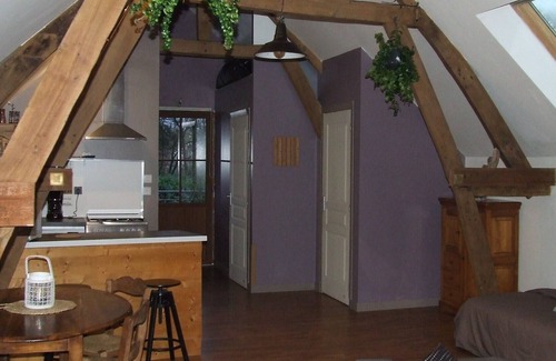 Renty Apartment | Apartment by the river