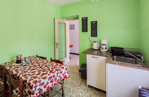 San Pietro Sovera Apartment | Apartment Carla in Carlazzo - 6 persons, 3 bedrooms