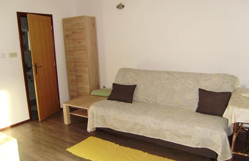 Buzdohanj Apartment | Apartment Carmen