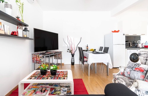 Arco da Calheta Apartment | Apartment Casa Anny, location with stunning views over the sea and mountains.