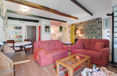 Laglio Apartment | Apartment 'Casa Armando' with Lake View and Wi-Fi